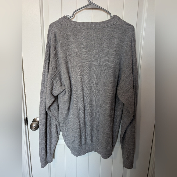 Vintage Christian Dior Men's Textured Orlon Acrylic Knit Sweater Medium Lgt Grey - Picture 2 of 5
